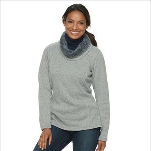NWT Columbia sweater